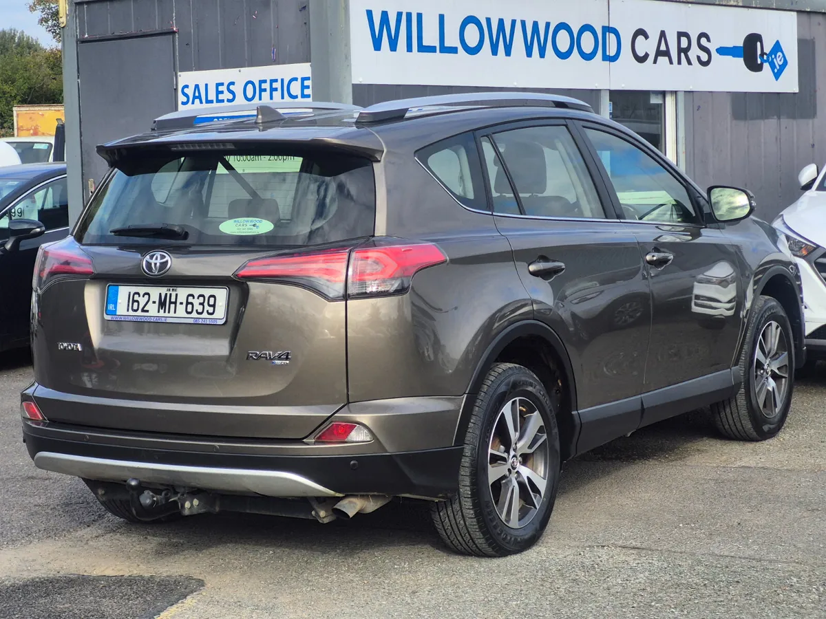 Toyota RAV4 2.0d4d luna 2016 - Image 2