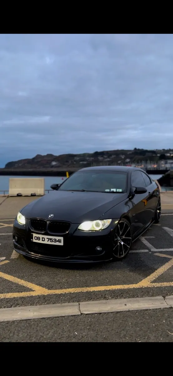 BMW 3-Series 2008 - Image 1