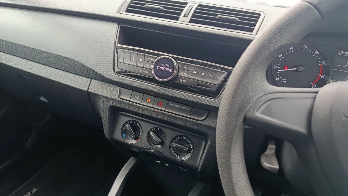 Skoda Fabia 2015 1.2 petrol low mileage - Image 3