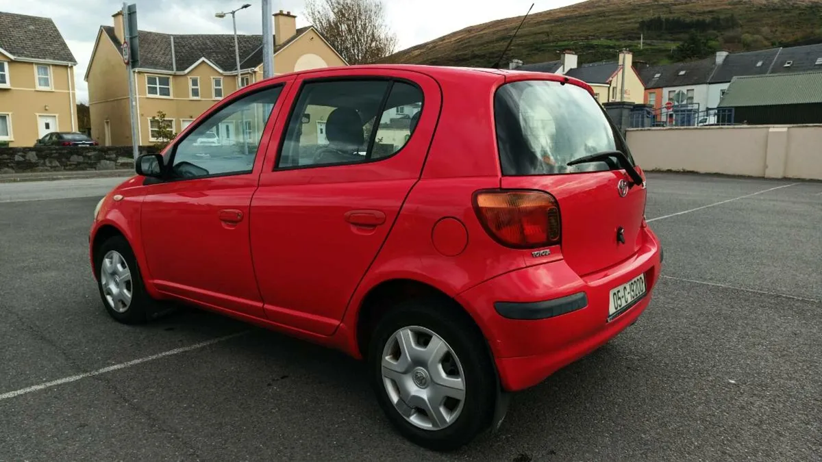 Toyota Yaris - Image 4