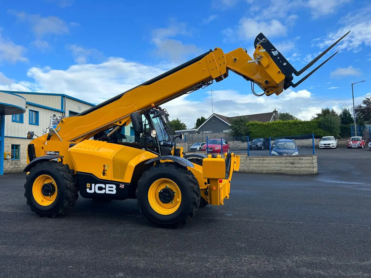 New 2025 JCB 540-140 Sway / 3 Yr Warranty / AC - Image 1