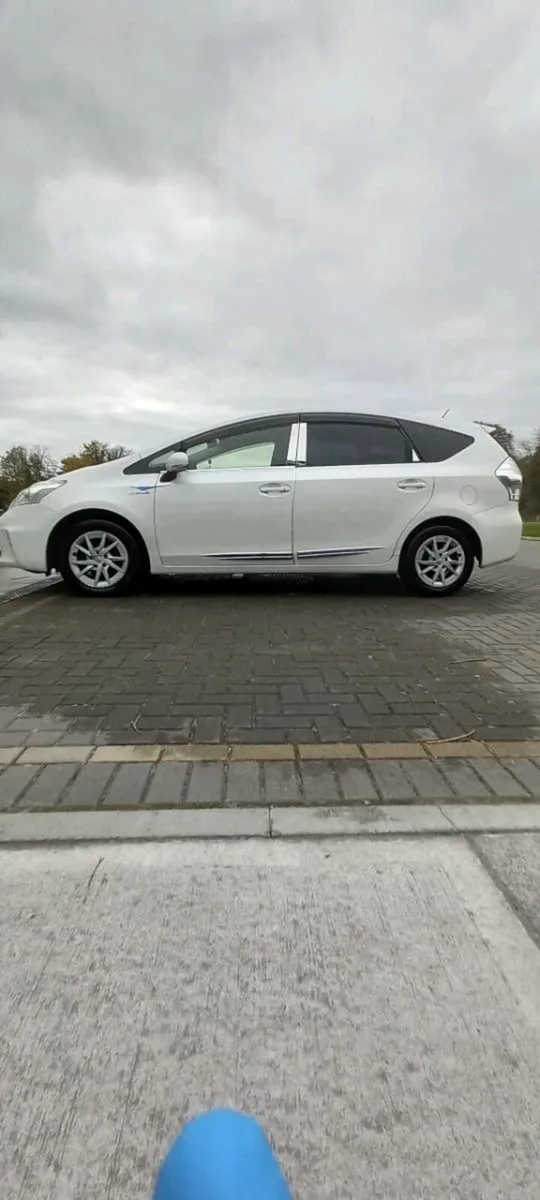 🚗 Toyota Alpha Hybrid 2014 – Excellent Condition - Image 2