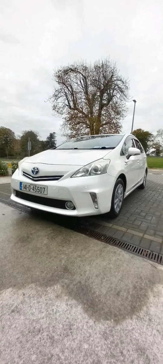 🚗 Toyota Alpha Hybrid 2014 – Excellent Condition - Image 3