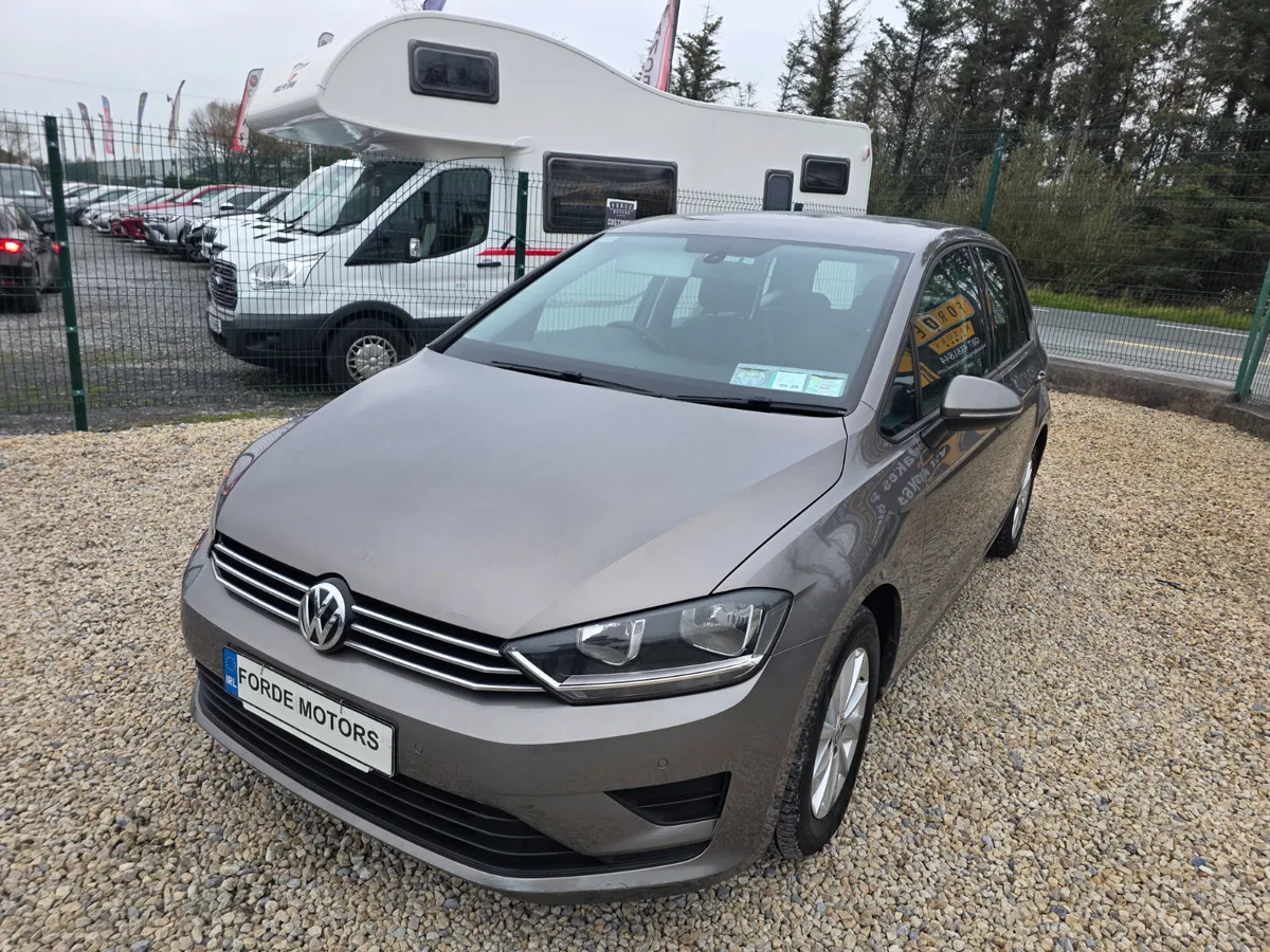 Volkswagen Golf SV 2015 - Image 2