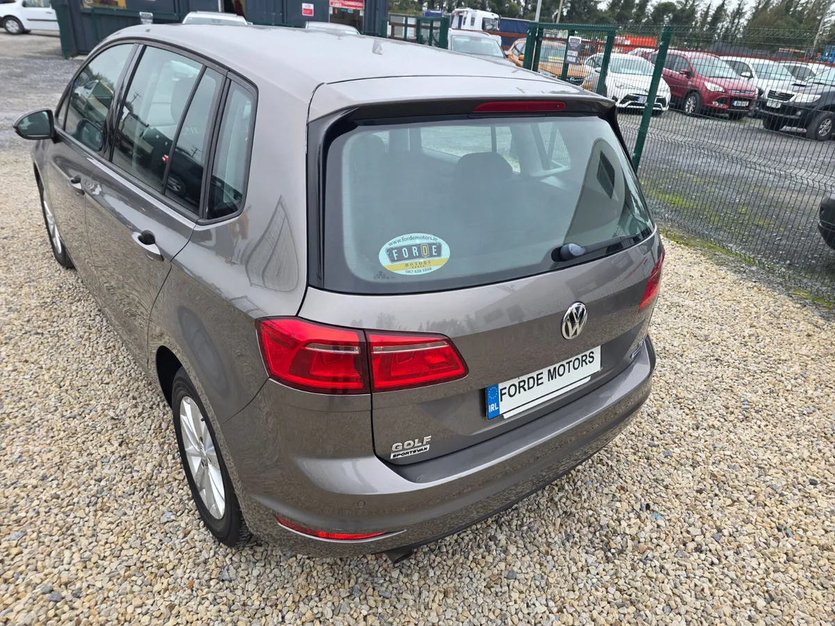 Volkswagen Golf SV 2015 - Image 3