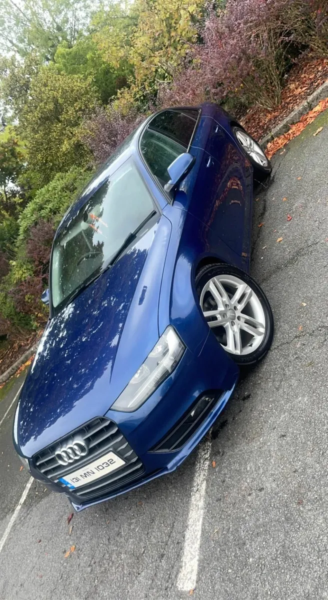 Audi A4 2013 - Image 2