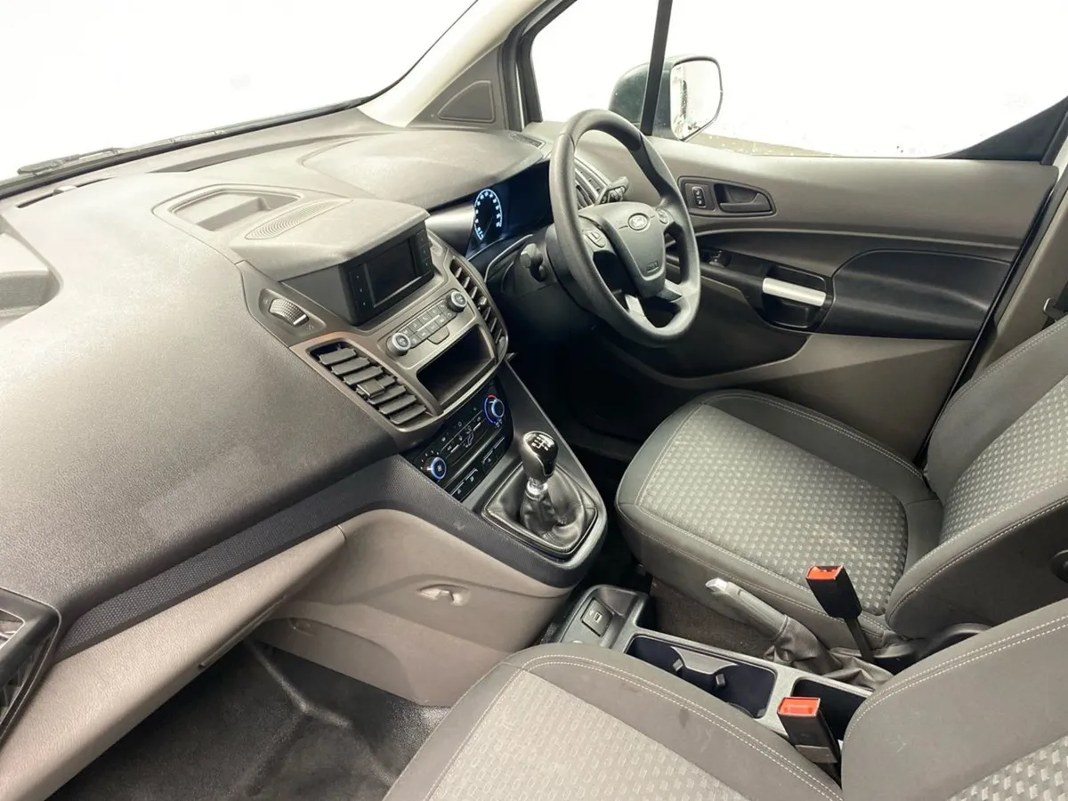 Ford Transit Connect Transit Connect LWB HP Trend - Image 3