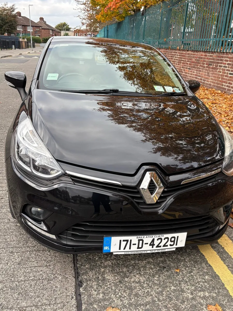 Renault Clio - Image 1