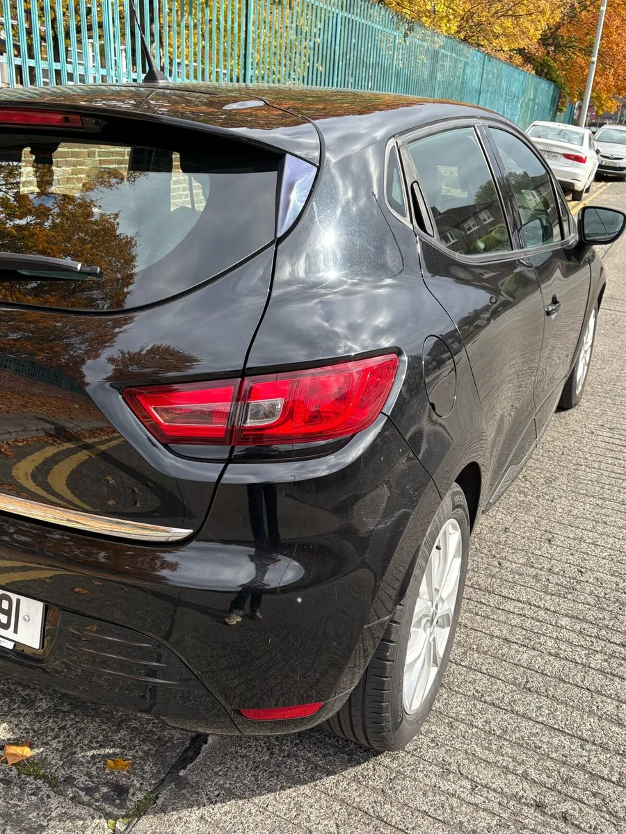Renault Clio - Image 3