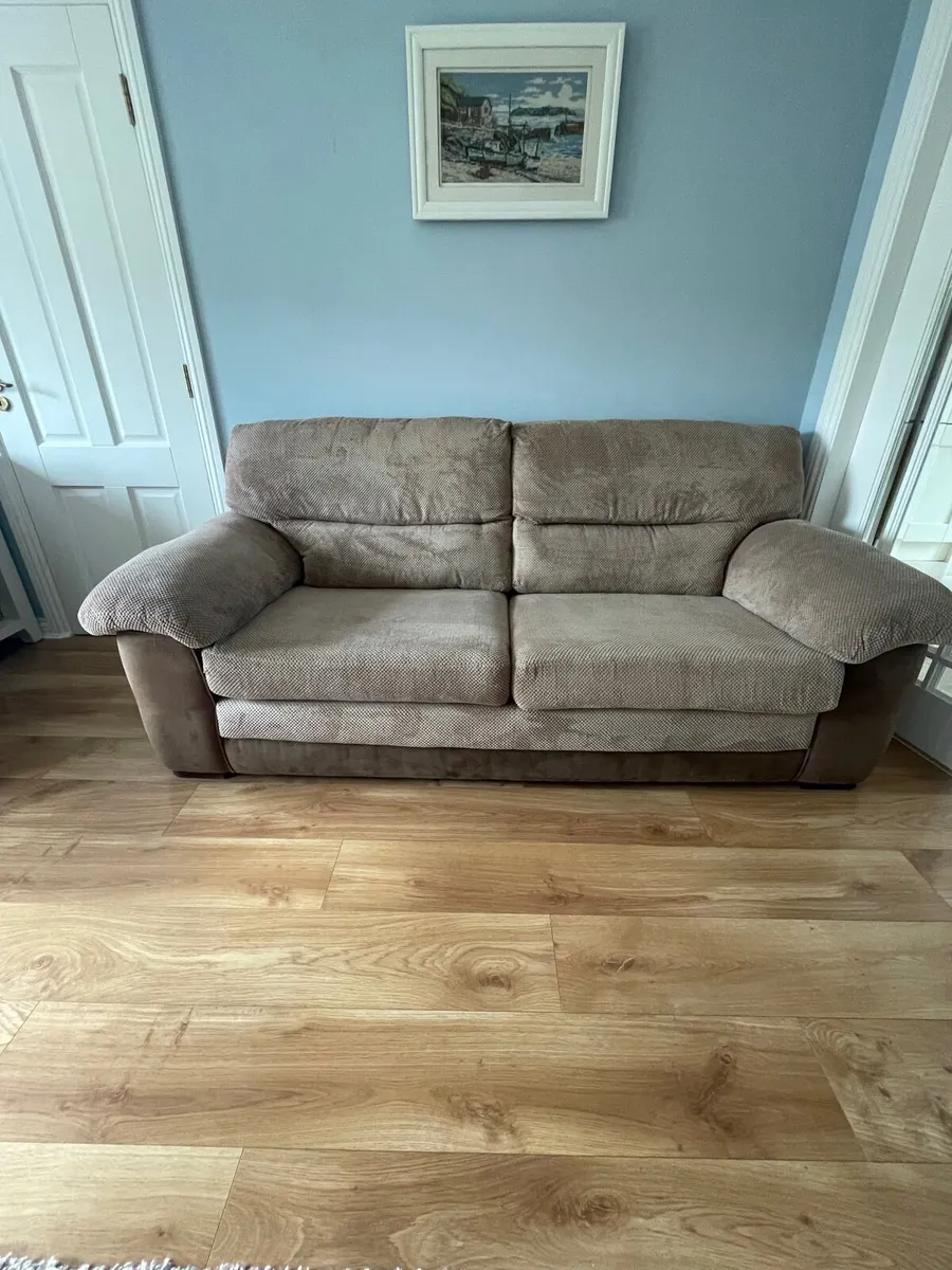 Sofa & 2 Armchairs - Image 1