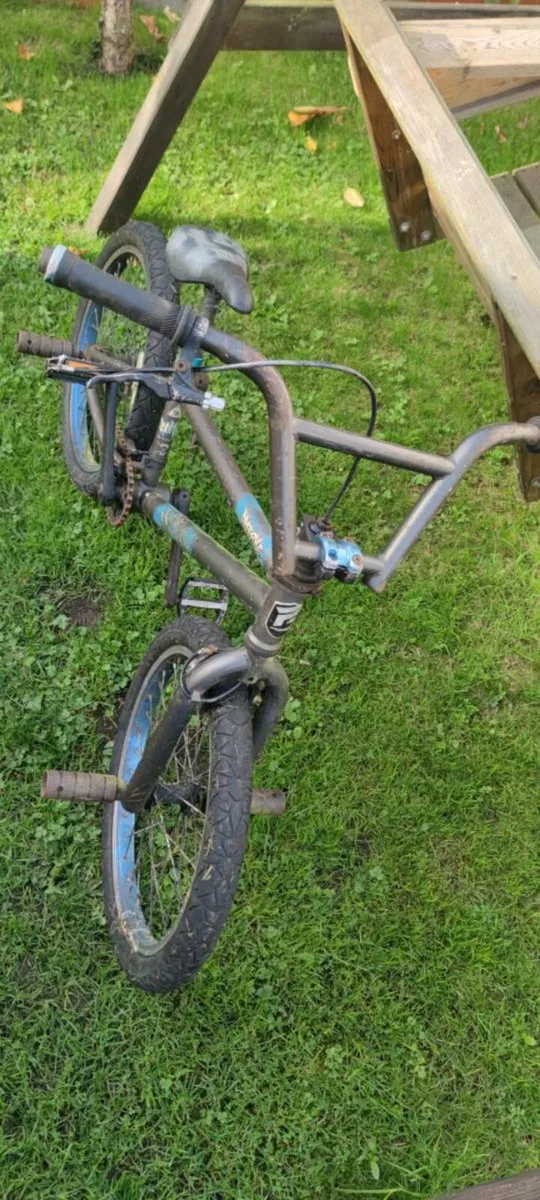 BMX bike - Image 2