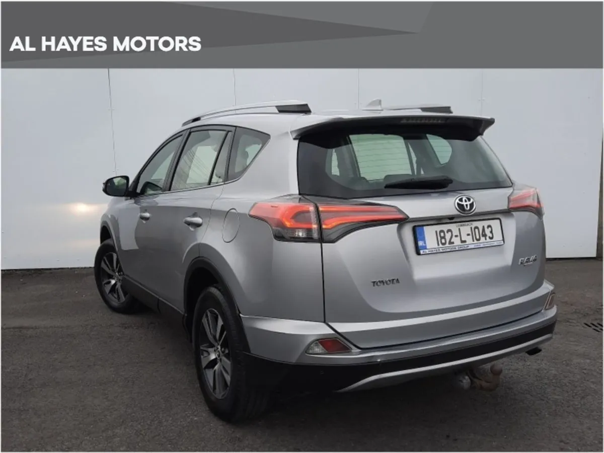 Toyota Rav4  sport 2.0 D-4d 143HP 2WD Luna Sport - Image 3