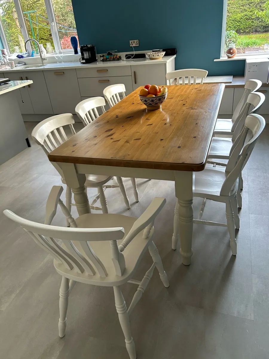 Kitchen table and 8 chairs - Image 1