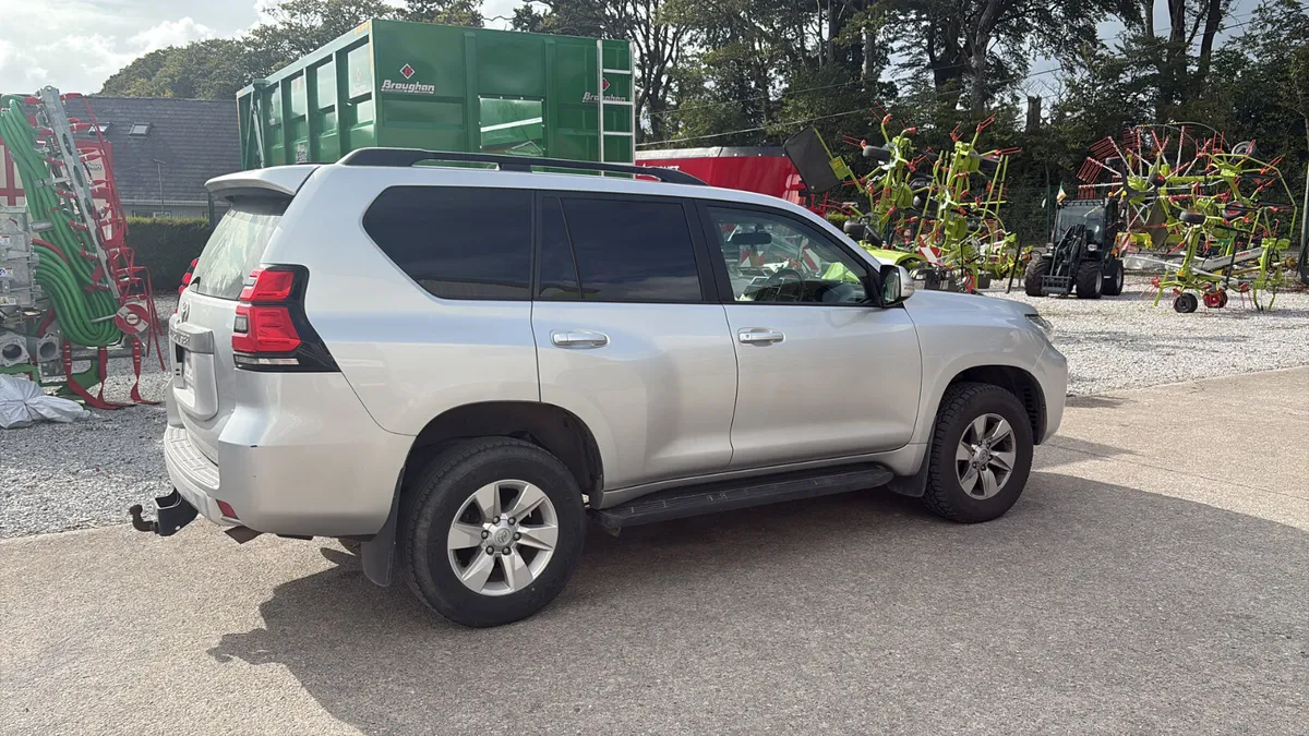 Toyota Landcruiser - Image 1