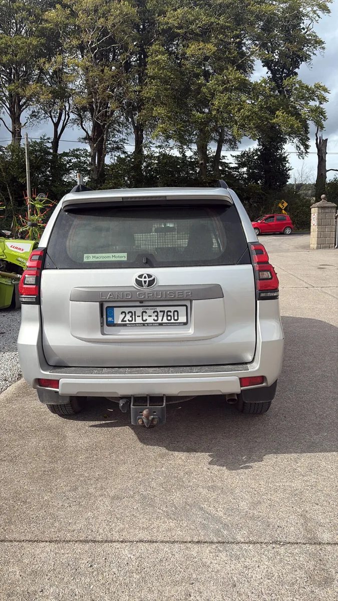 Toyota Landcruiser - Image 2