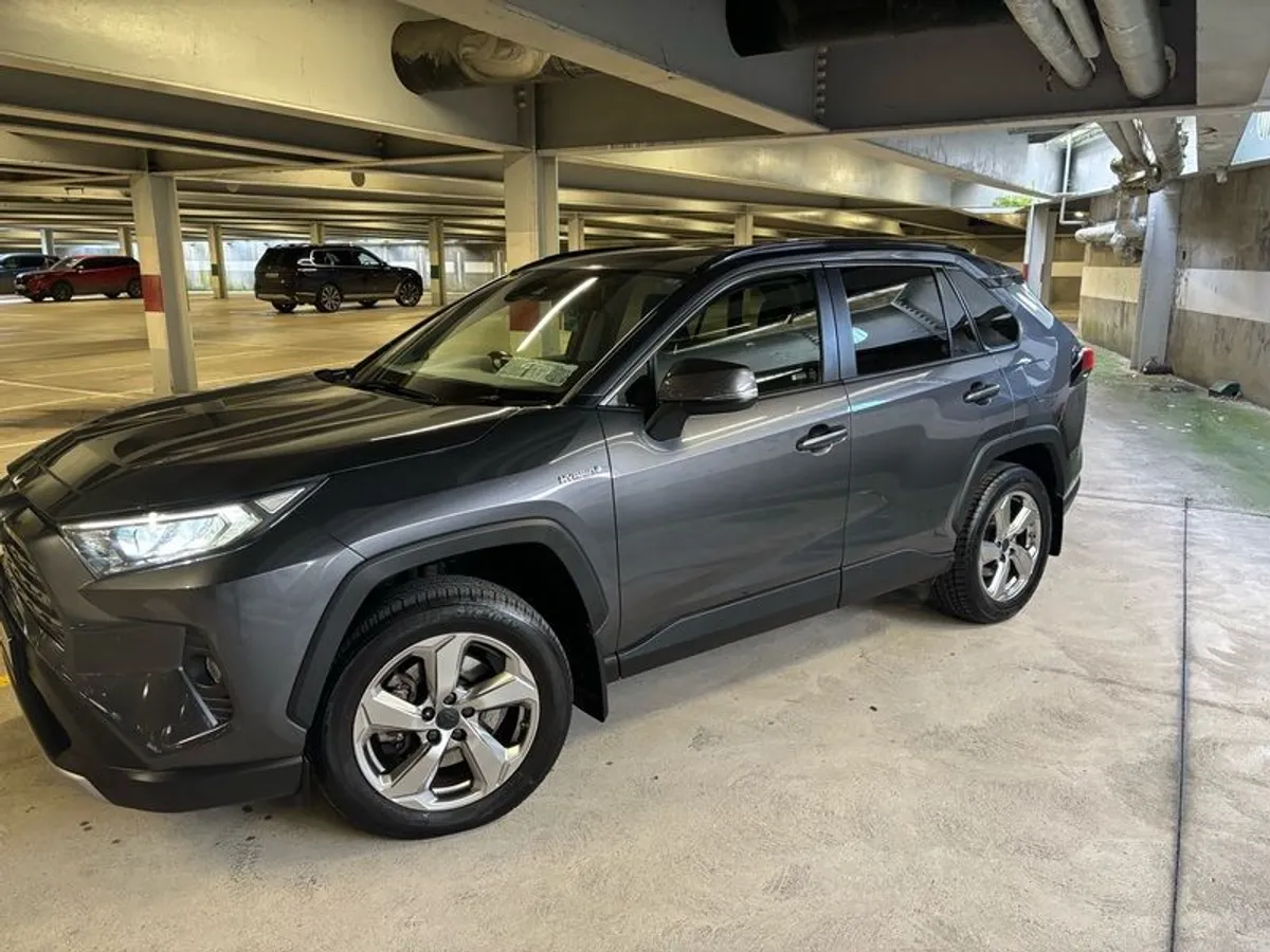 2020 Toyota Rav4 - Image 3