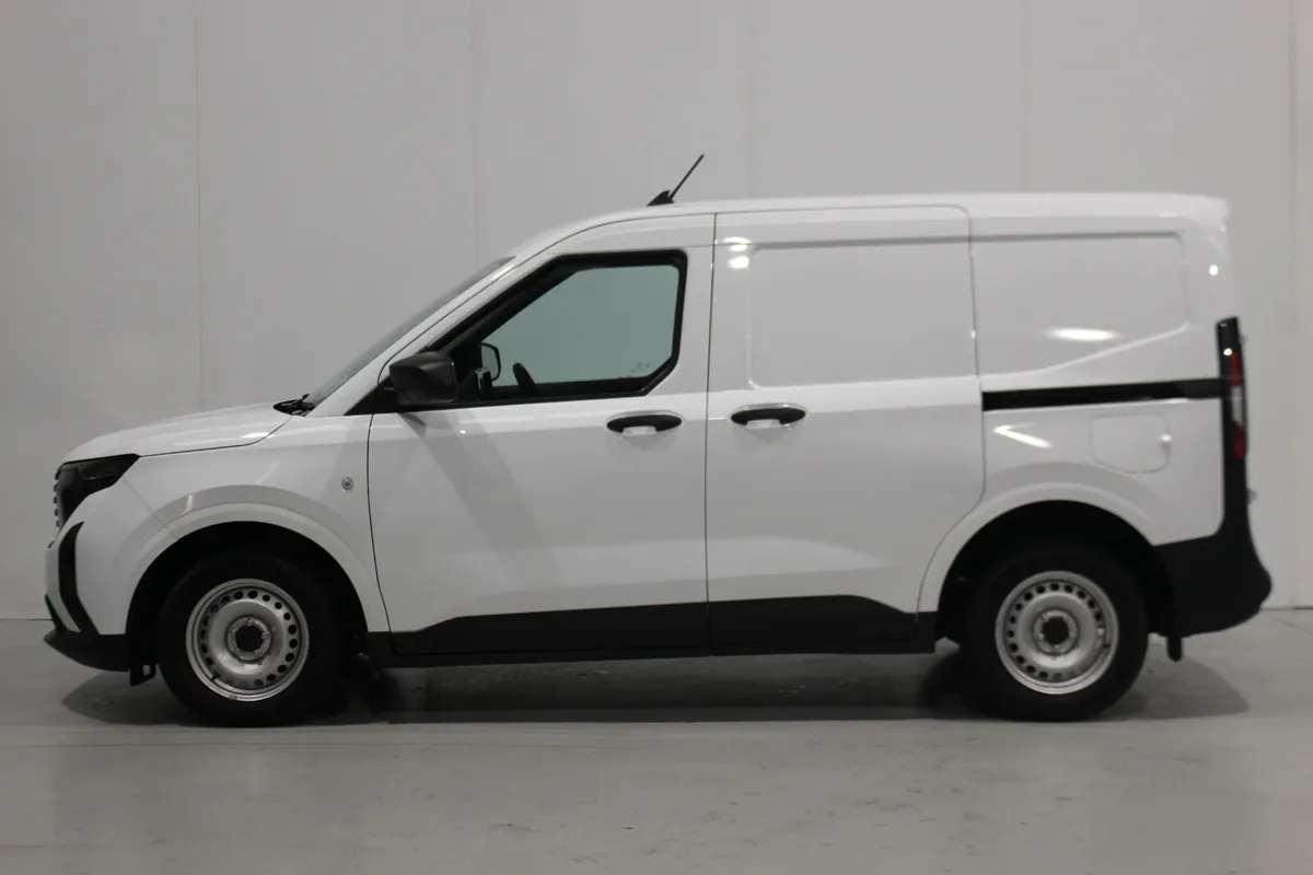 Ford Courier 2024 LEAD ECOBLUE 1.5 D 100PS - Image 4