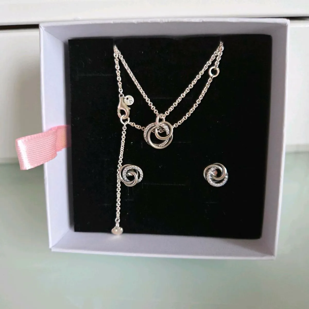 Pandora necklace&earrings brand new - Image 2