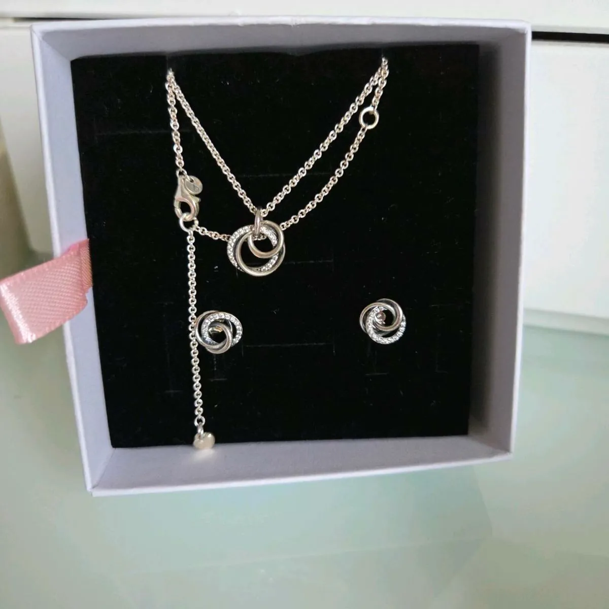 Pandora necklace&earrings brand new - Image 4