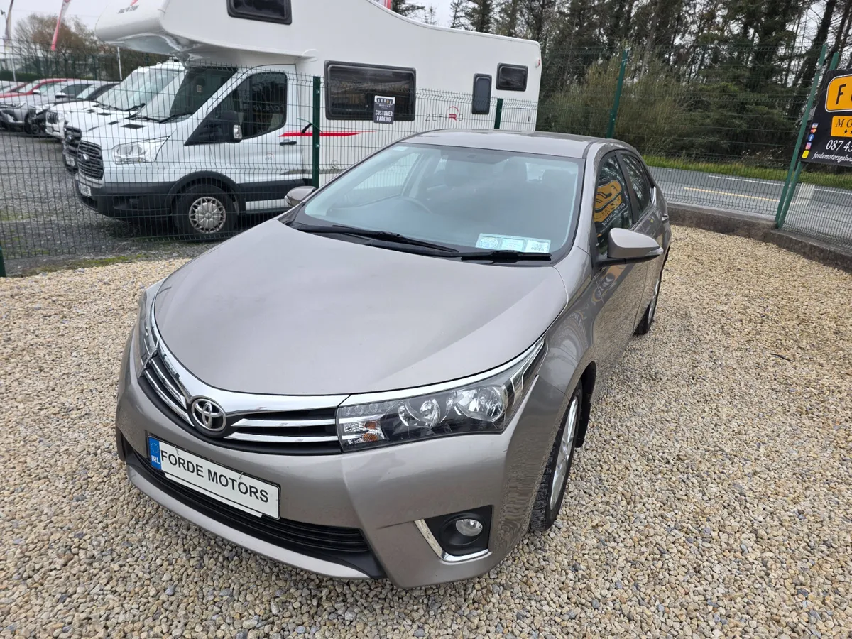 Toyota Corolla 2016 - Image 2