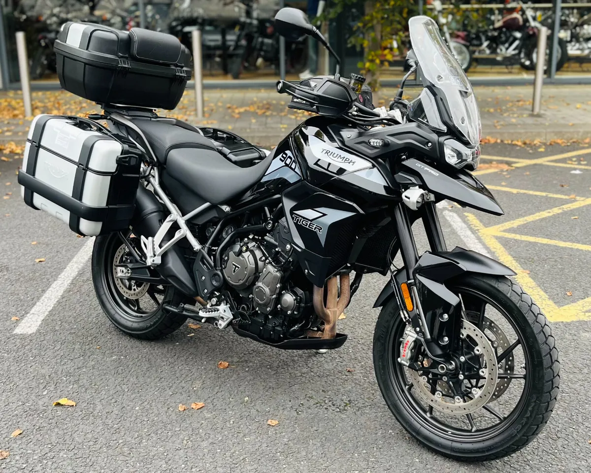 TRIUMPH TIGER 900 GT PRO + EXTRAS - Image 2