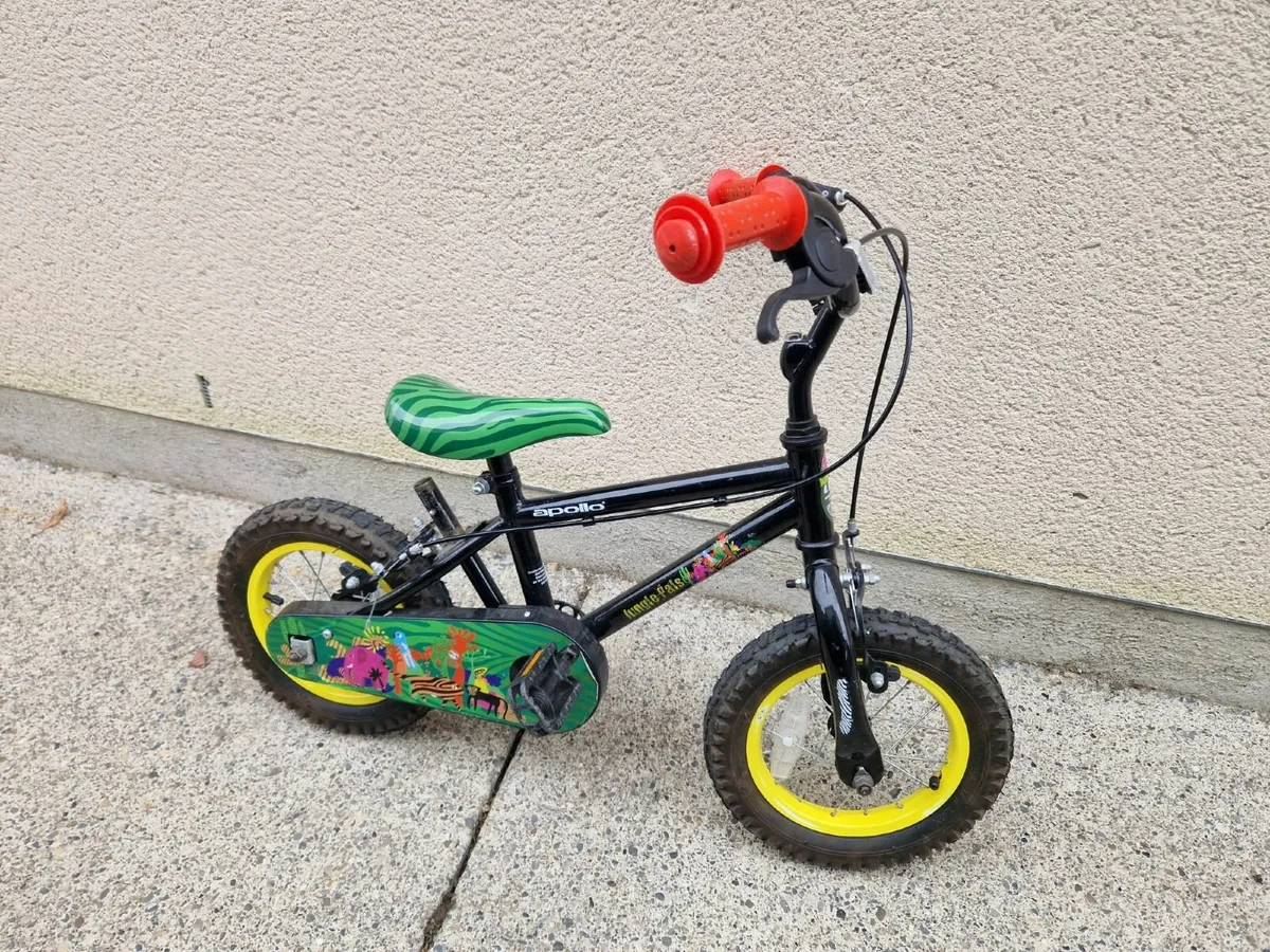 Apollo childrens 12 inch bike - Image 4