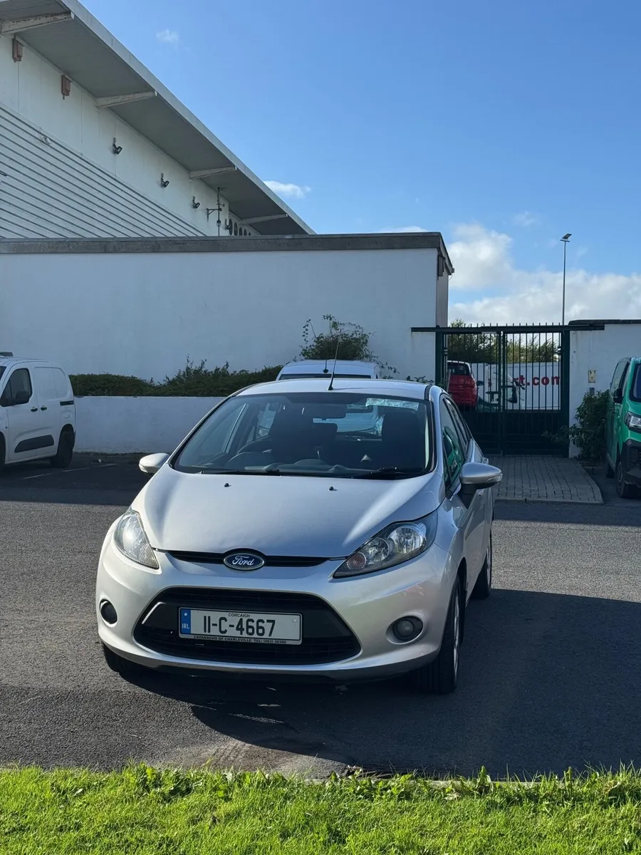 Ford Fiesta 2011 - Image 1