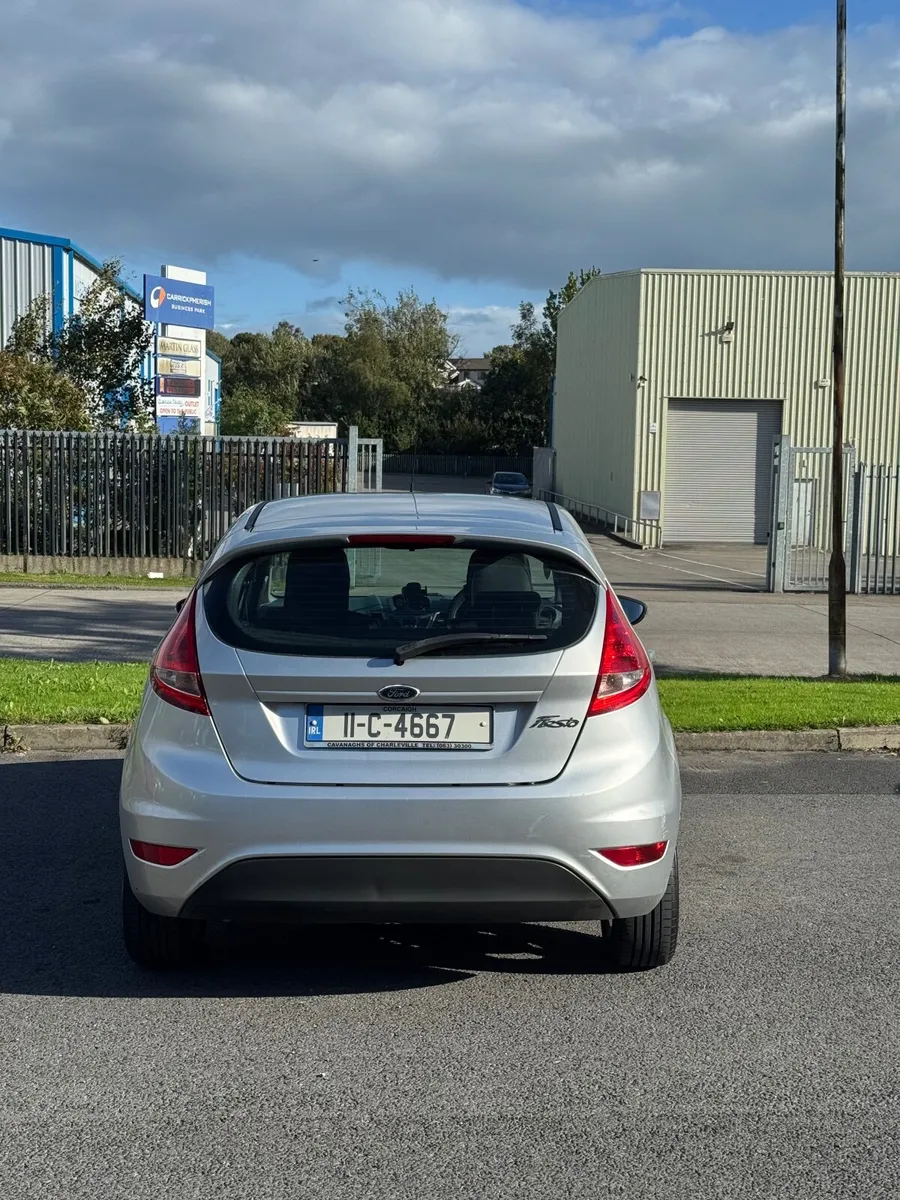 Ford Fiesta 2011 - Image 3