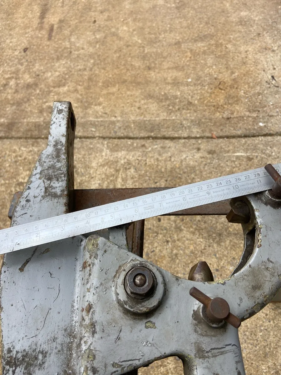 Lathe Steady - Image 3