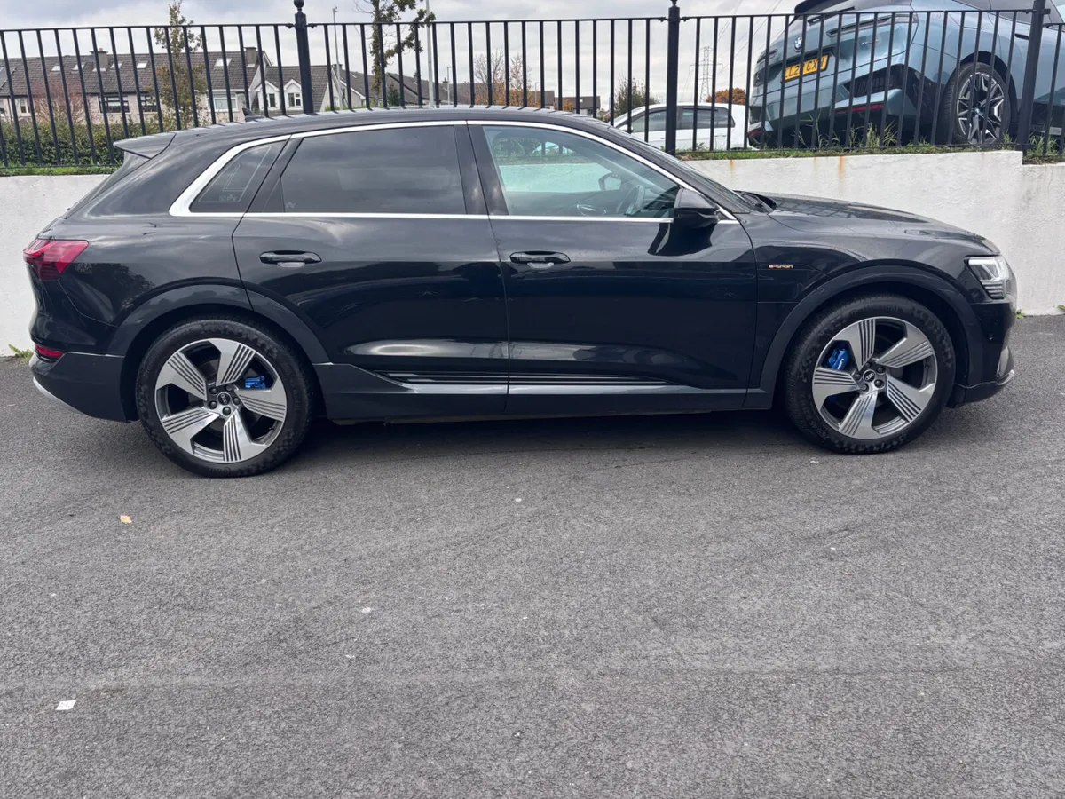 2022 AUDI E-TRON TECHNIK 55 QUATTRO 95KwH BATTERY - Image 3