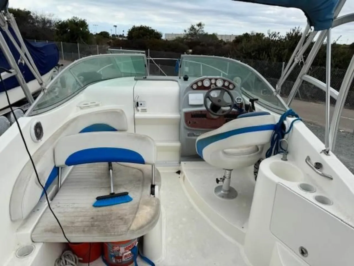 Bayliner 265 - Image 2