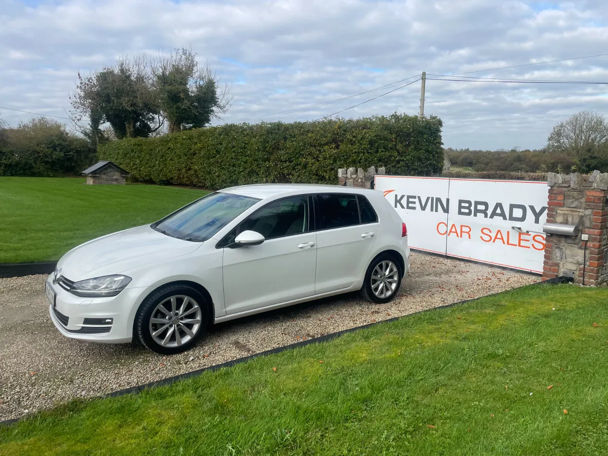 VOLKSWAGEN GOLF 1.4 TSI HIGHLINE DSG AUTO 138 BHP - Image 3