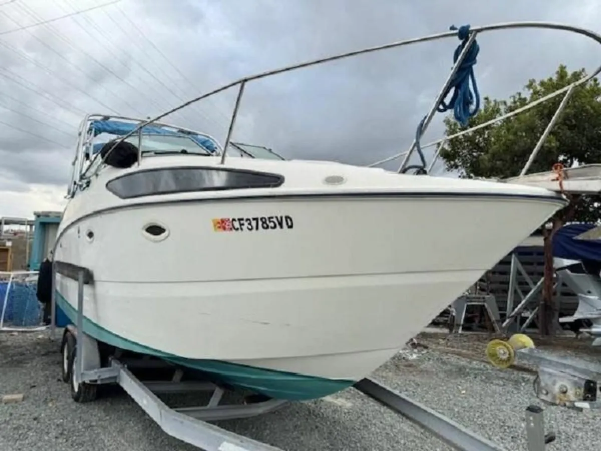 Bayliner 265 - Image 1