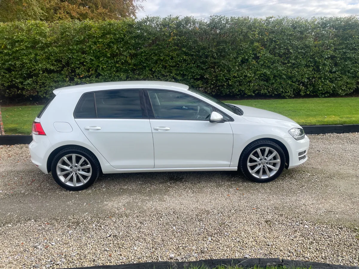 VOLKSWAGEN GOLF 1.4 TSI HIGHLINE DSG AUTO 138 BHP - Image 4
