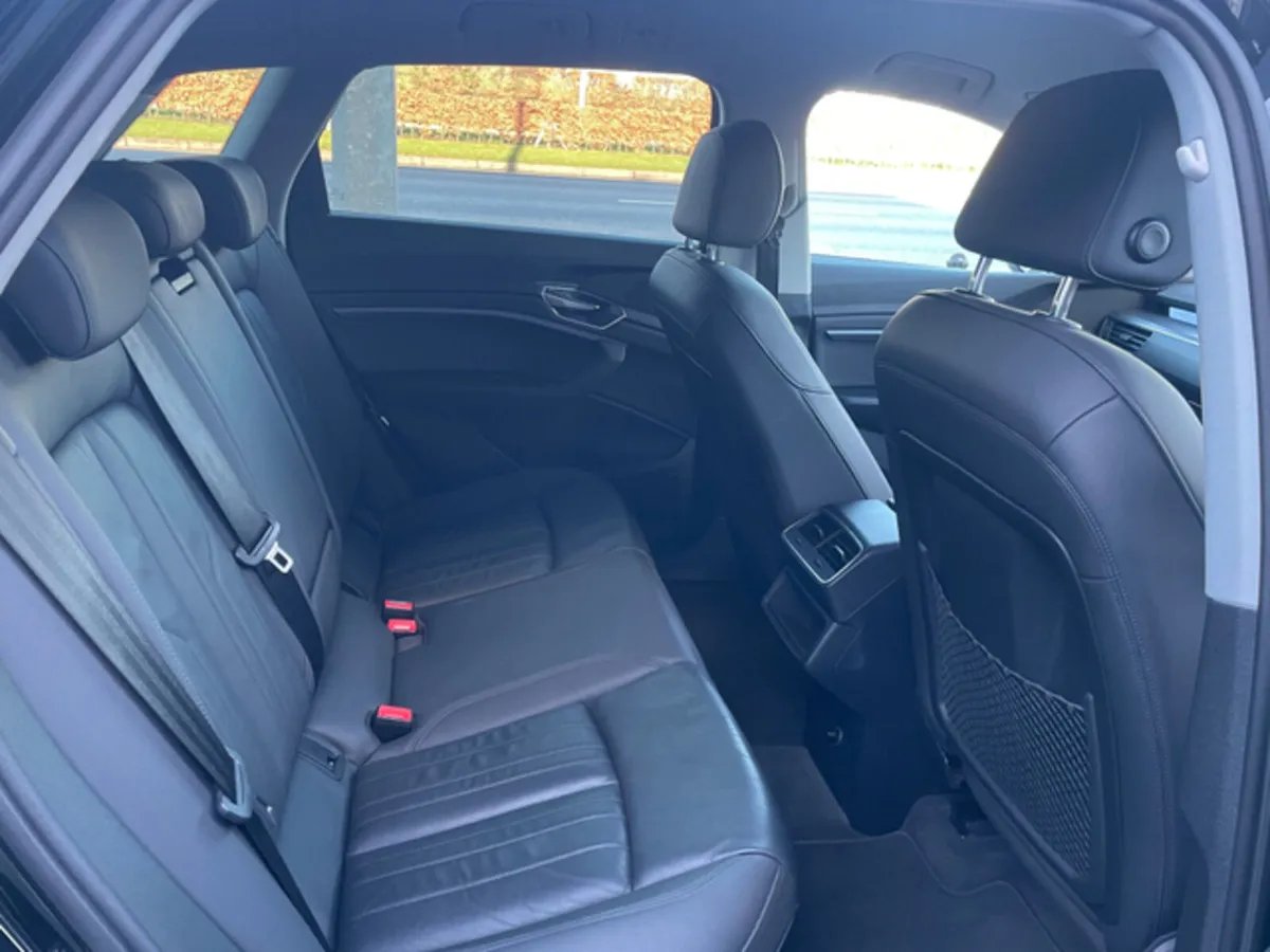 2022 AUDI E-TRON TECHNIK 55 QUATTRO 95KwH BATTERY - Image 4