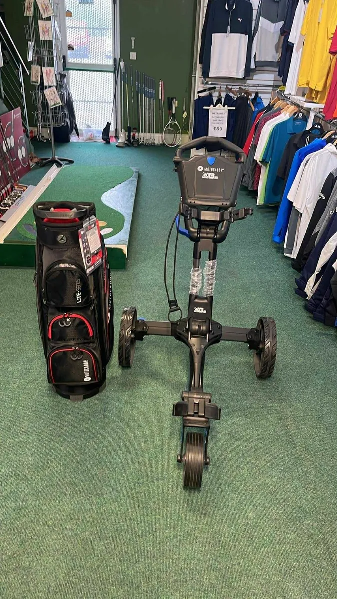 Motocaddy QB2 Trolley+ Lite bag BOTH FOR €385 - Image 2