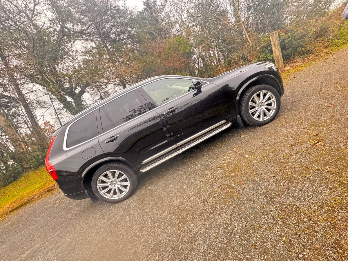 Volvo XC90 2019 - Image 1
