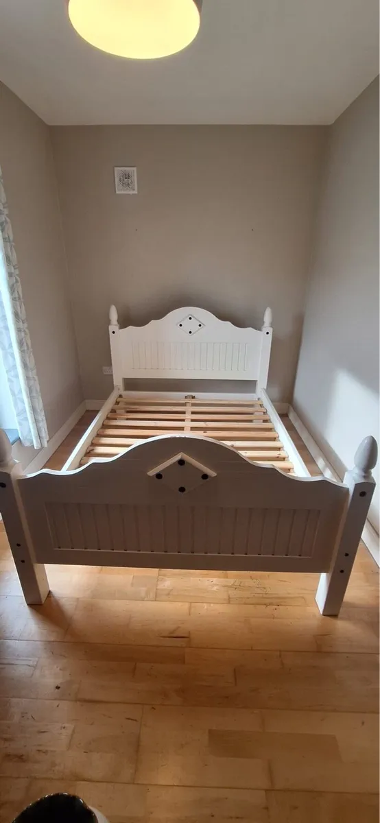 Double Bed - Image 2