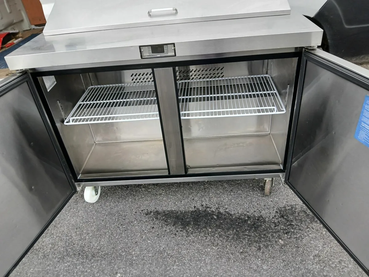 Staneless steel cabbinet/prep fridge chilled - Image 2