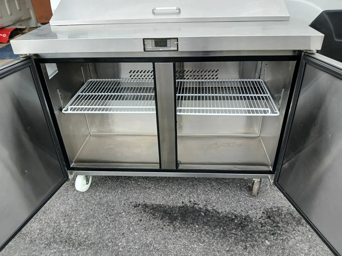 Staneless steel cabbinet/prep fridge chilled - Image 4