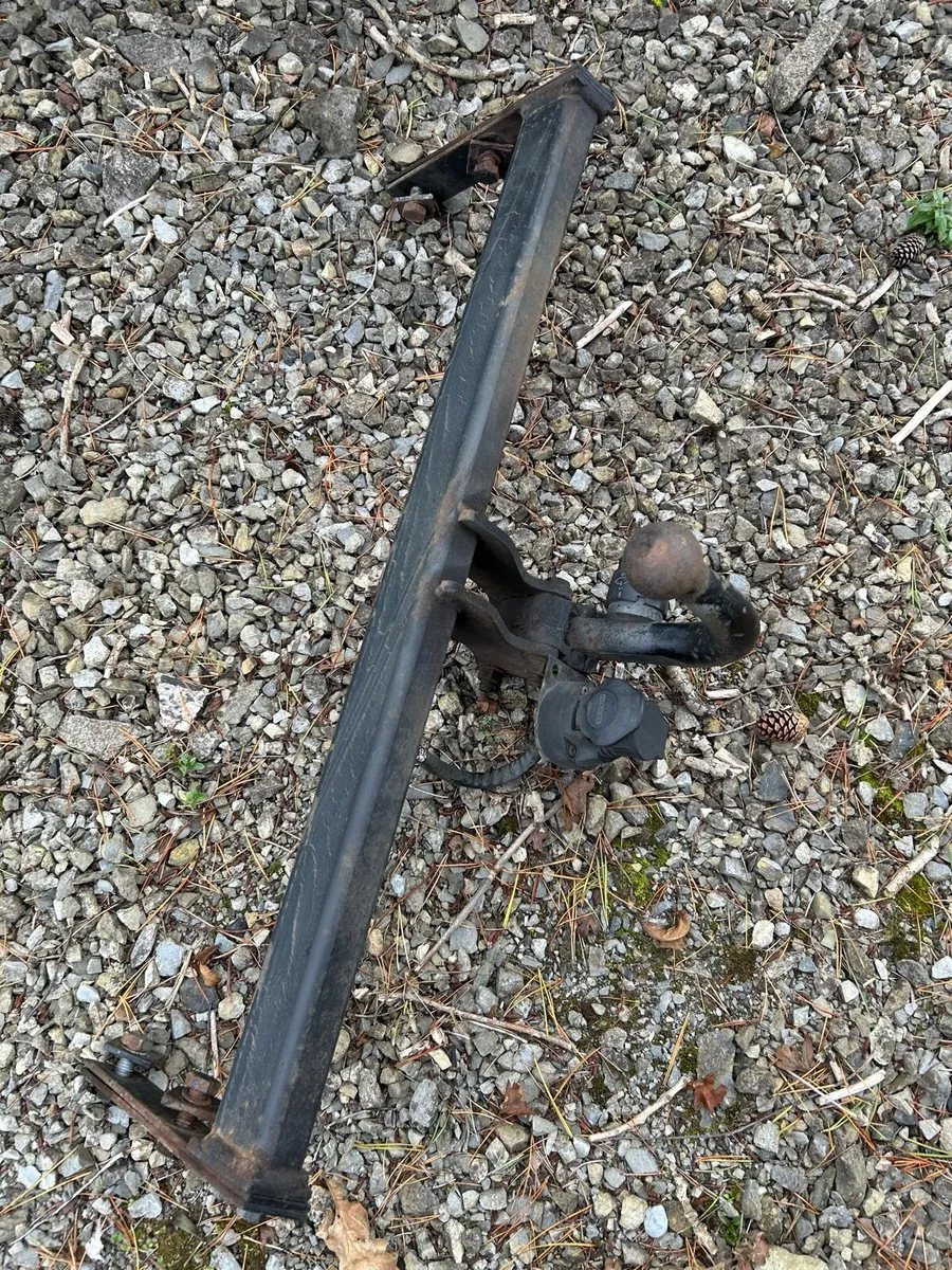 Volvo s60 2012 saloon tow bar