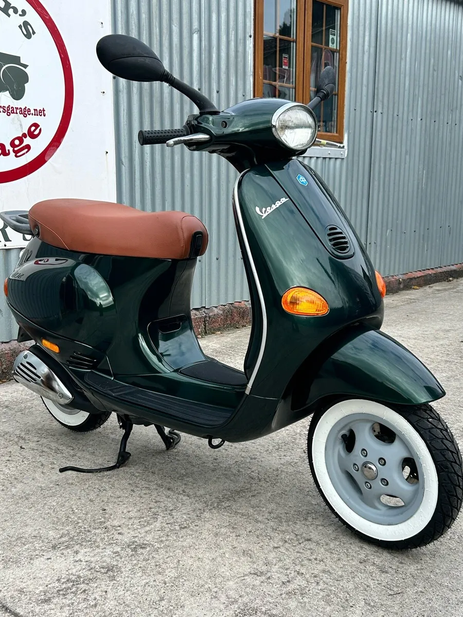Vespa 50cc to order . Ride with car license - Image 1