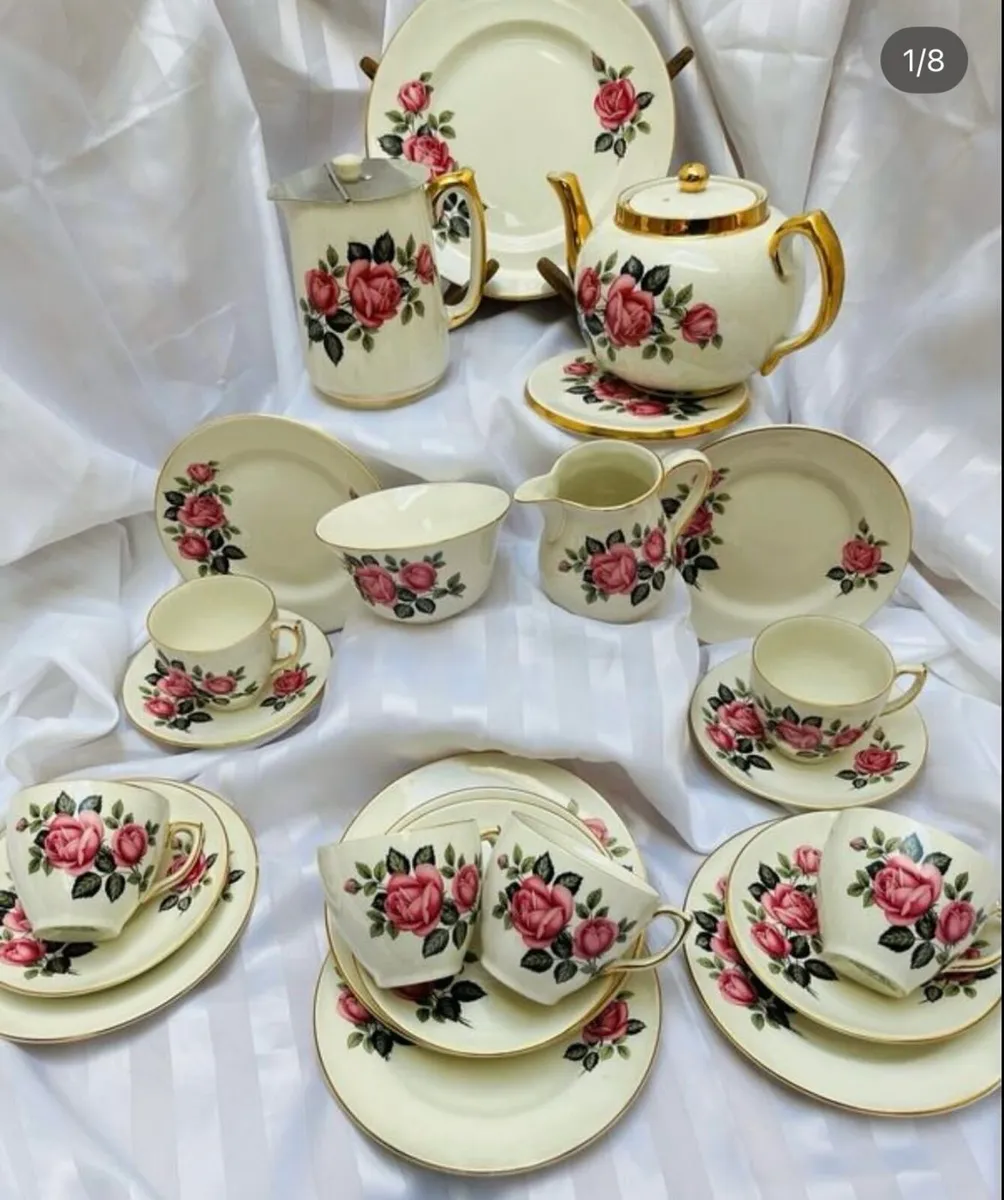 carrigaline Teaset - Image 1