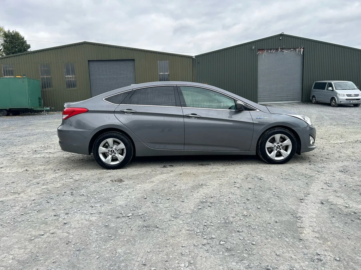 2015 Hyundai  l40 1.7 diesel - Image 3