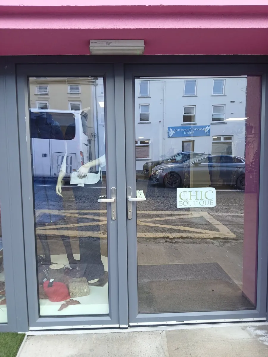 Window door unit - Image 3