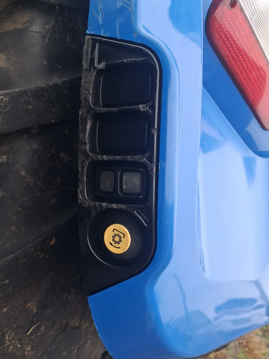 New Holland T5.105 - Image 4