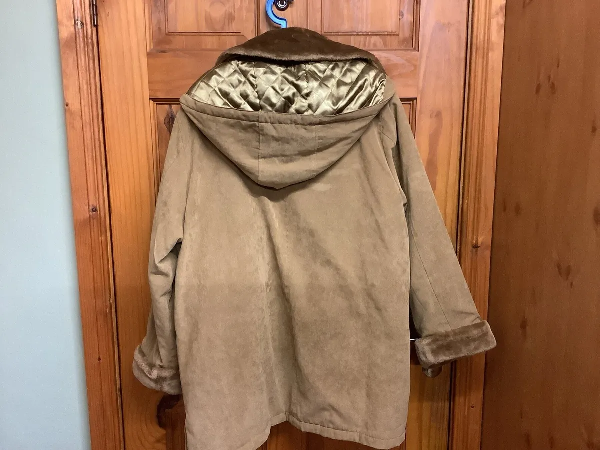 Jacket size 18 - Image 2