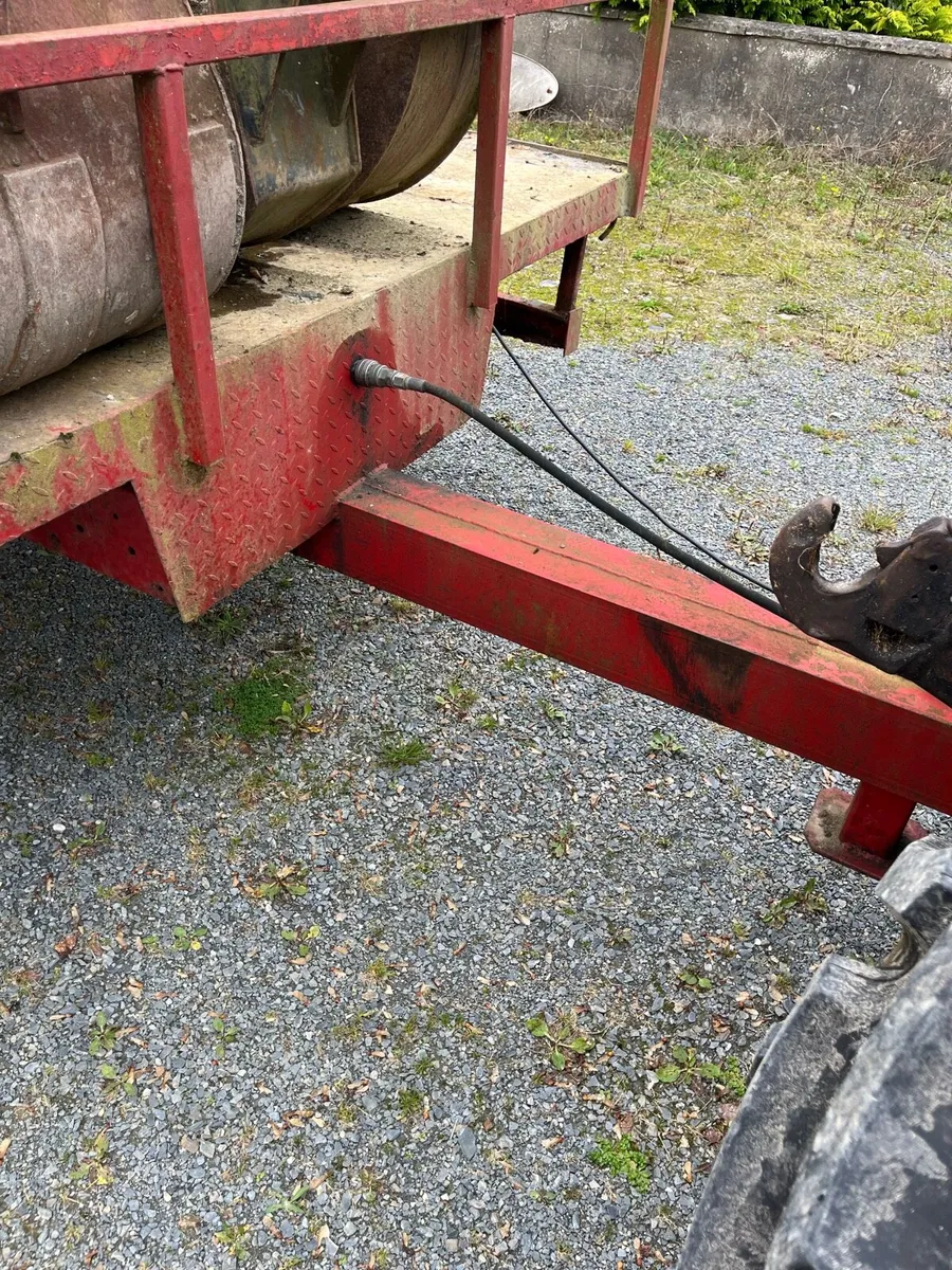 Low loader - Image 1