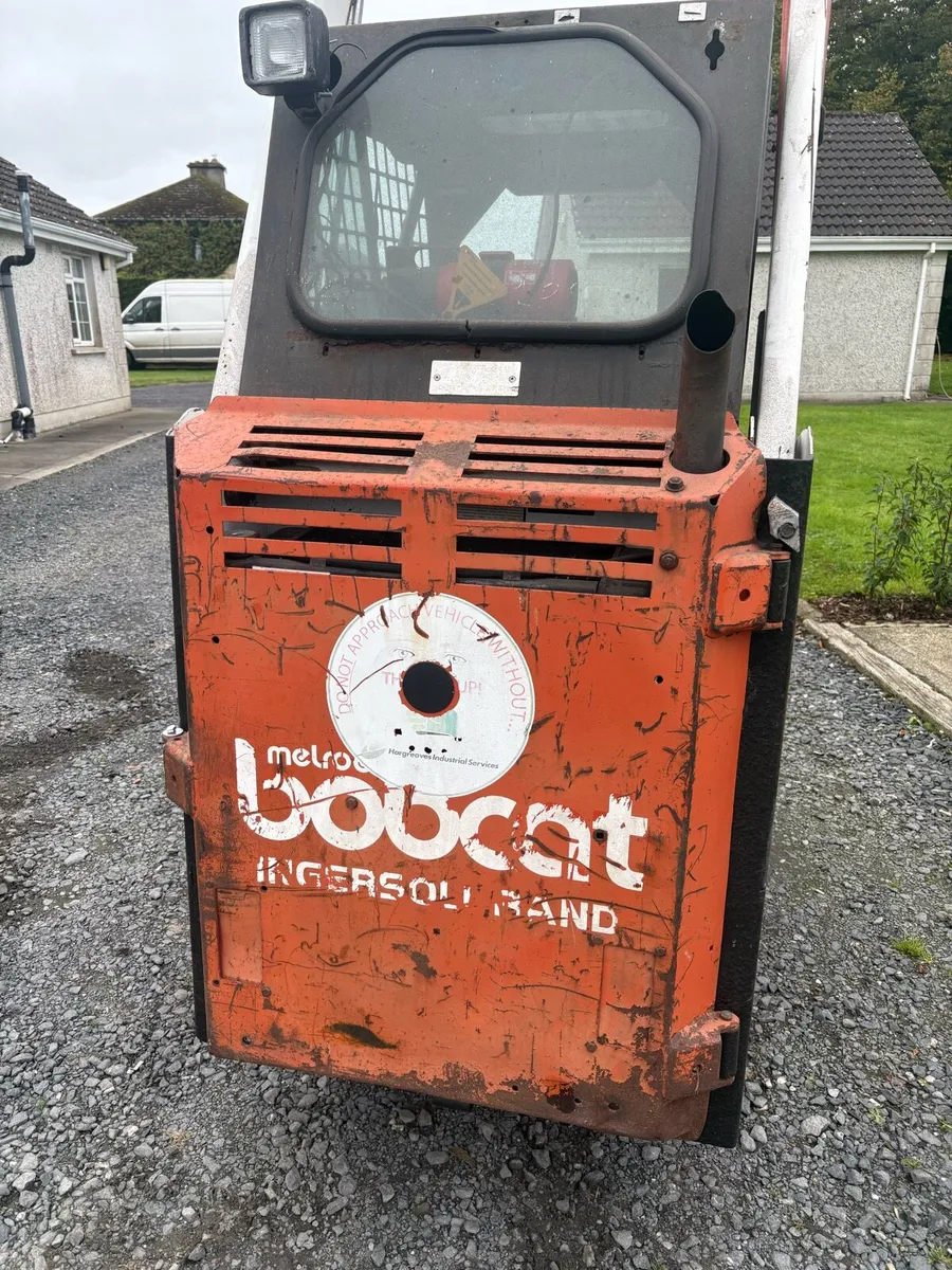 Skid steer loader - Image 4