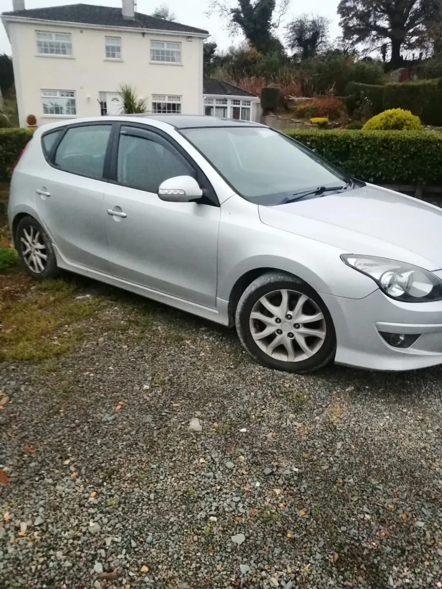 2012 Hyundai I 30 - Image 1